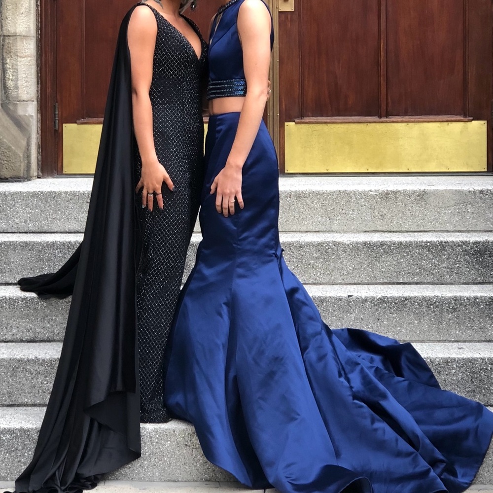 Elegant Blue and Black Evening Gown